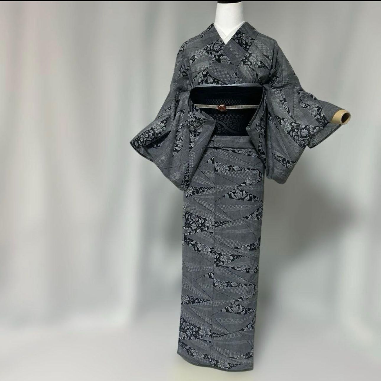 裄68 未使用近い 美品 夏大島風 洗える着物 紗紬風 夏紬風 小紋 フル
