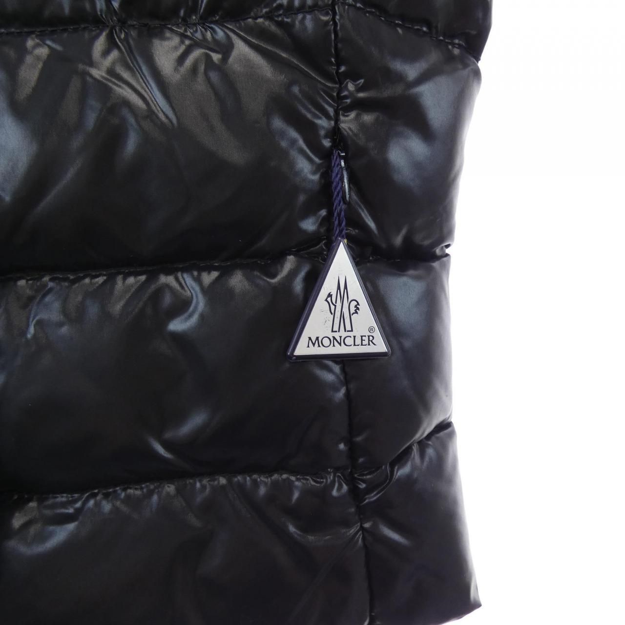 MONCLER（モンクレール）ダウンベスト GHANA（ガーナ） 2026年最新】モンクレール ガーナの人気アイテム - メルカリ
