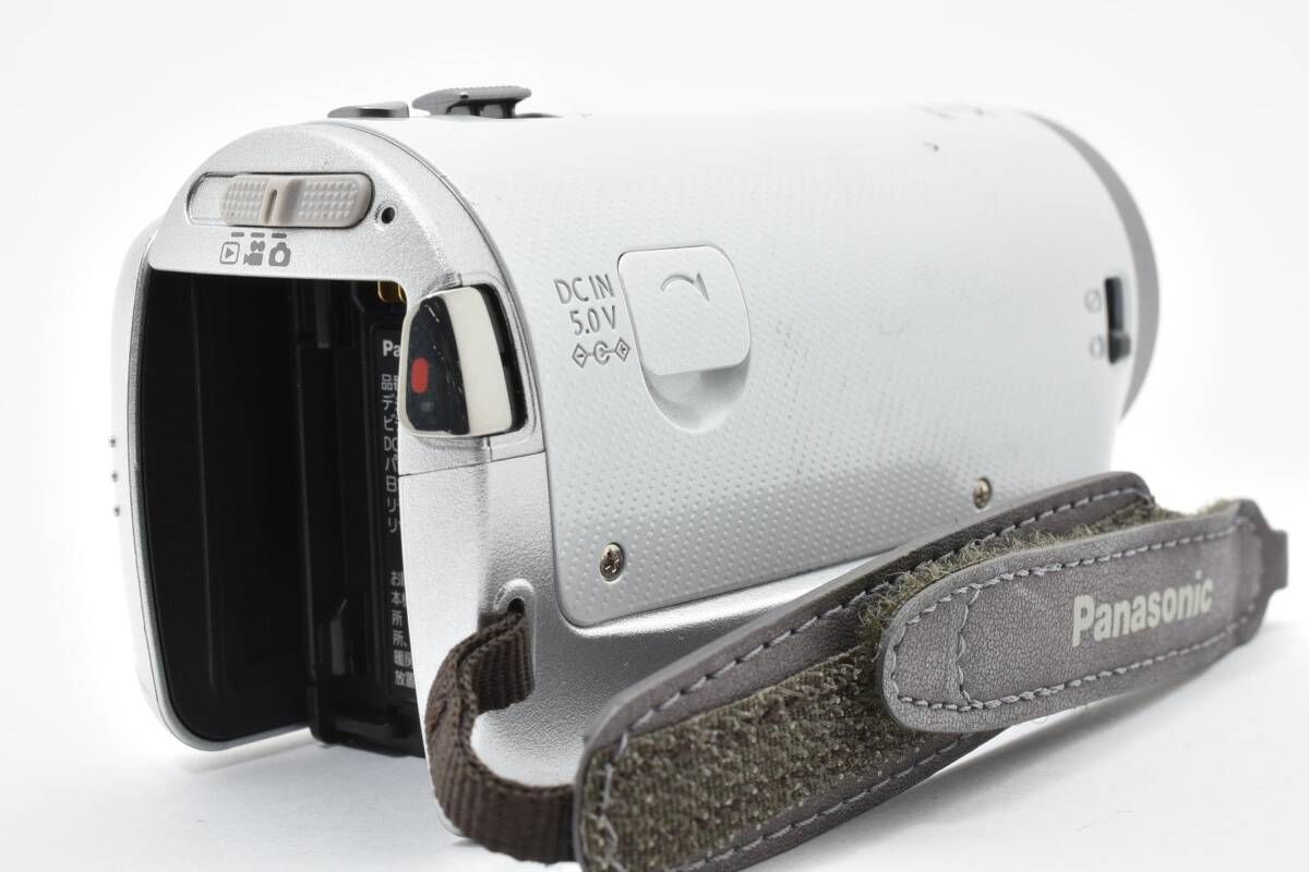 Panasonic ビデオカメラ　HDC-TM45 ホワイト Panasonic Digital High Definition Video Camera TM45 Clear White