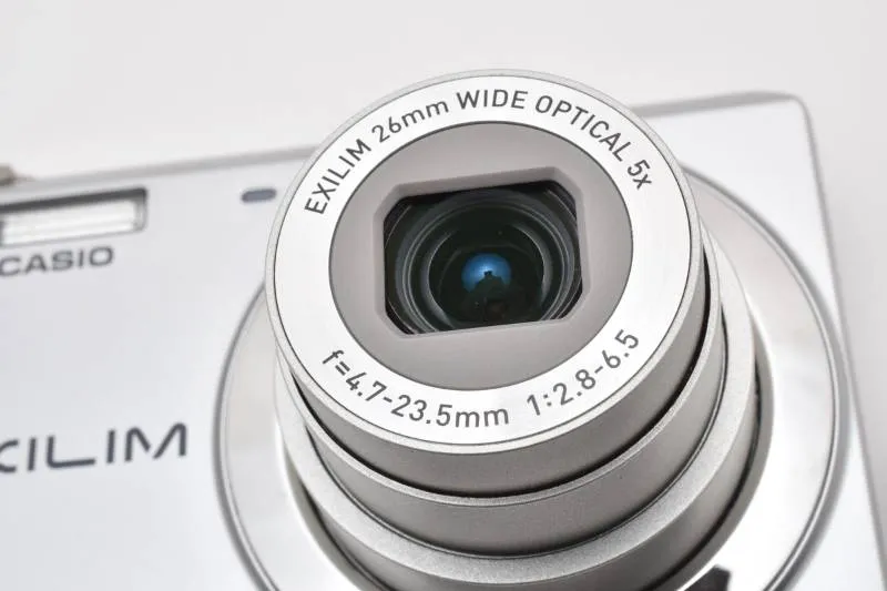Practical Optical Beauty] Casio Casio EXILIM EX-ZS6 Silver Compact