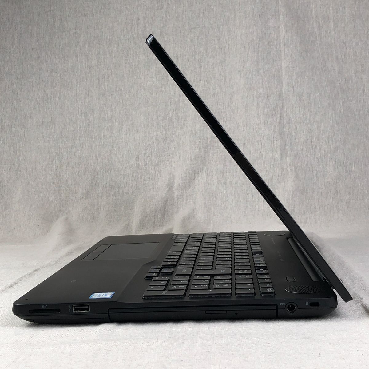 ジャンク FUJITSU LIFEBOOK AH77/B1 i7 8GB SSD512GB - メルカリ
