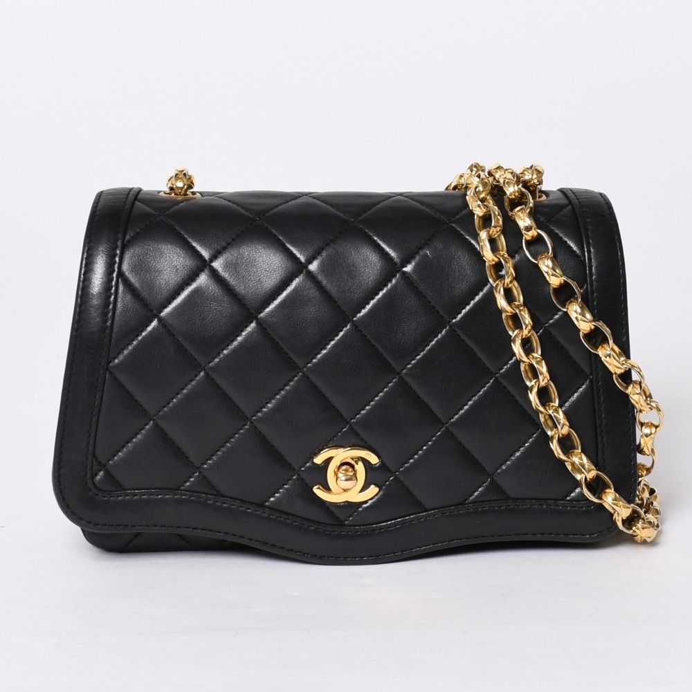 極美品】CHANEL シャネル ミニマトラッセ ショルダーバッグ ラムスキン