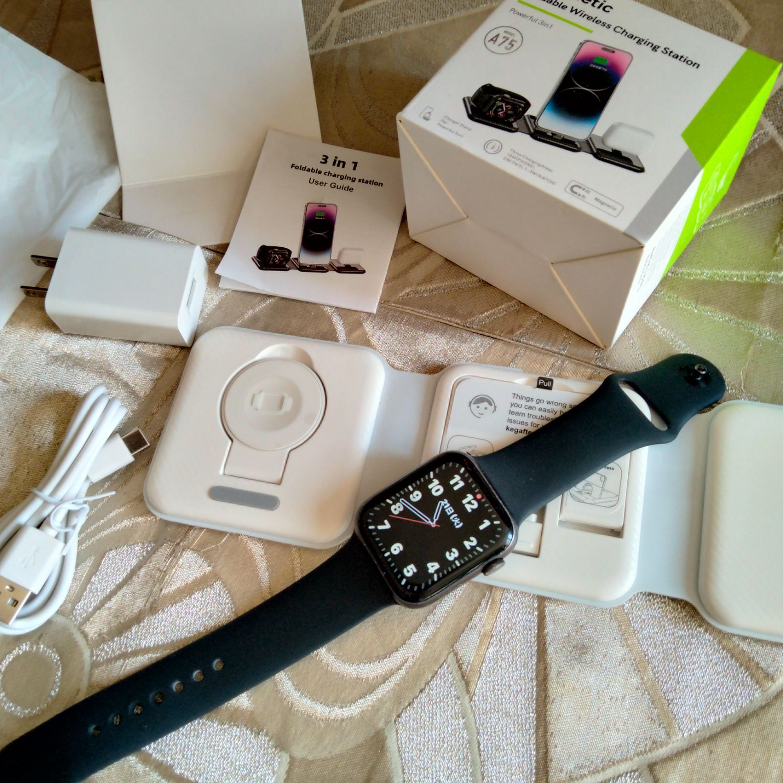 Apple Watch SE 44mm GPS 中古 AAX01 - メルカリ