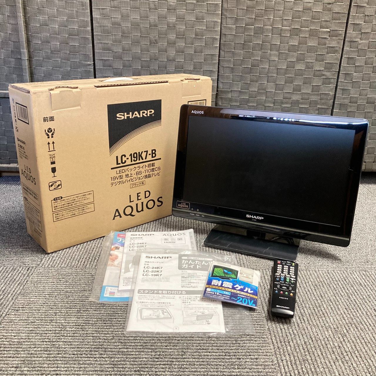 2012年製 SHARP LED AQUOS 液晶テレビ 19インチ LC-19K7 シャープ