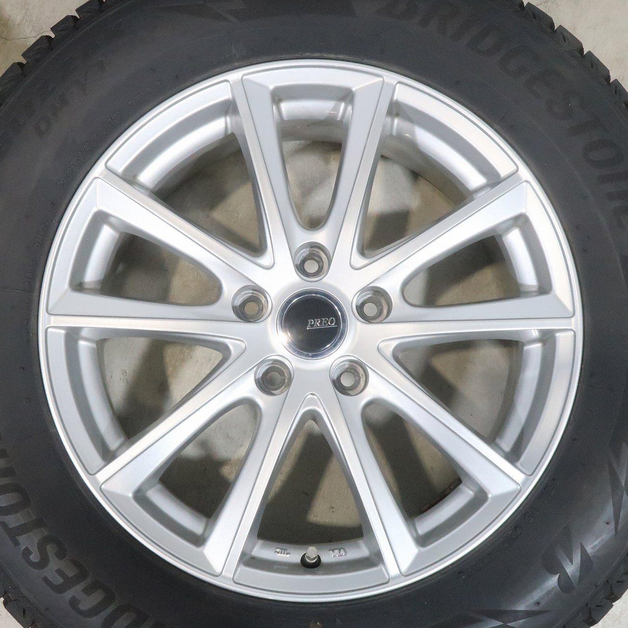 車 225/65R17スタッドレスブリヂストンCX-5アウトバックエクストレイル
