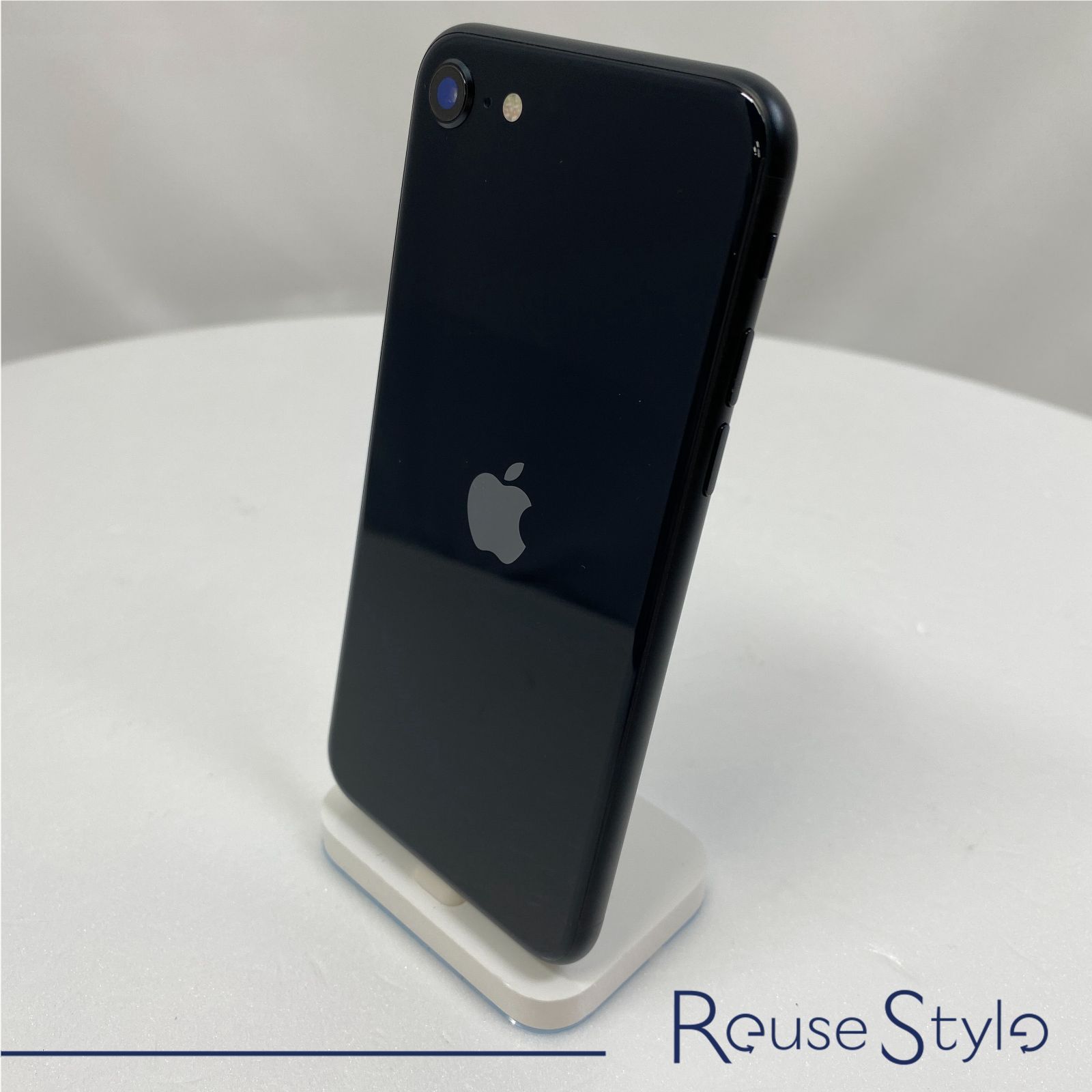 iPhone SE3 64GB ミッドナイト Bランク SIMフリー - メルカリ