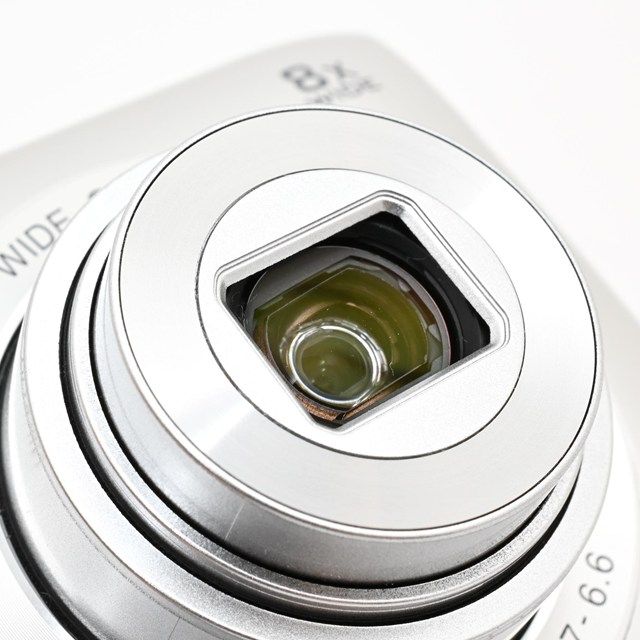 並品＞ Nikon COOLPIX A300 シルバー｜光学8倍ズーム｜2005万画素