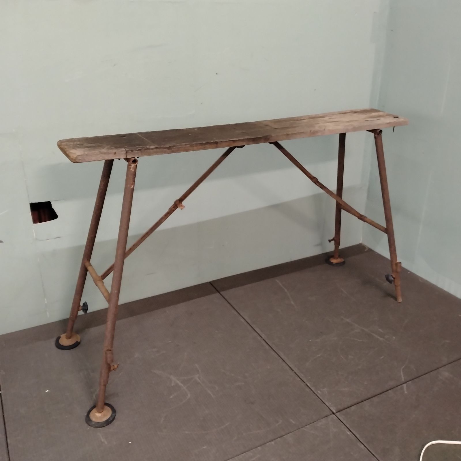 ◯ 脚立 足場 鉄脚 昭和 レトロ 古道具 木製 台 - メルカリ