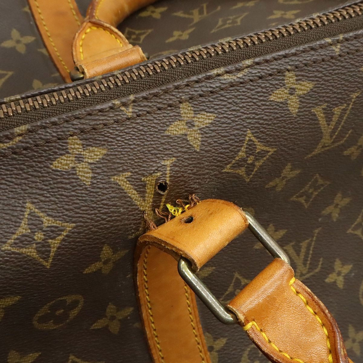 LOUIS VUITTON ルイ ヴィトン モノグラム キーポル バンドリエール60
