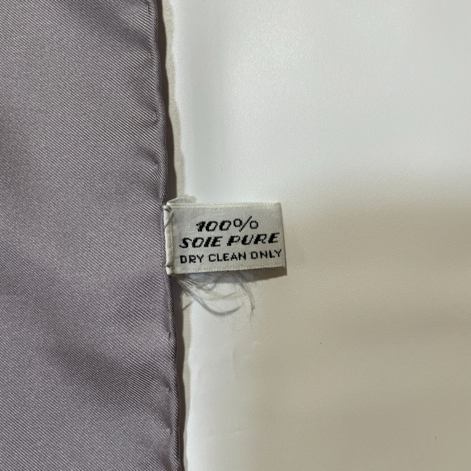 2510-174｜美品｜セリーヌ スカーフ シルク グレー タグあり 2604-32