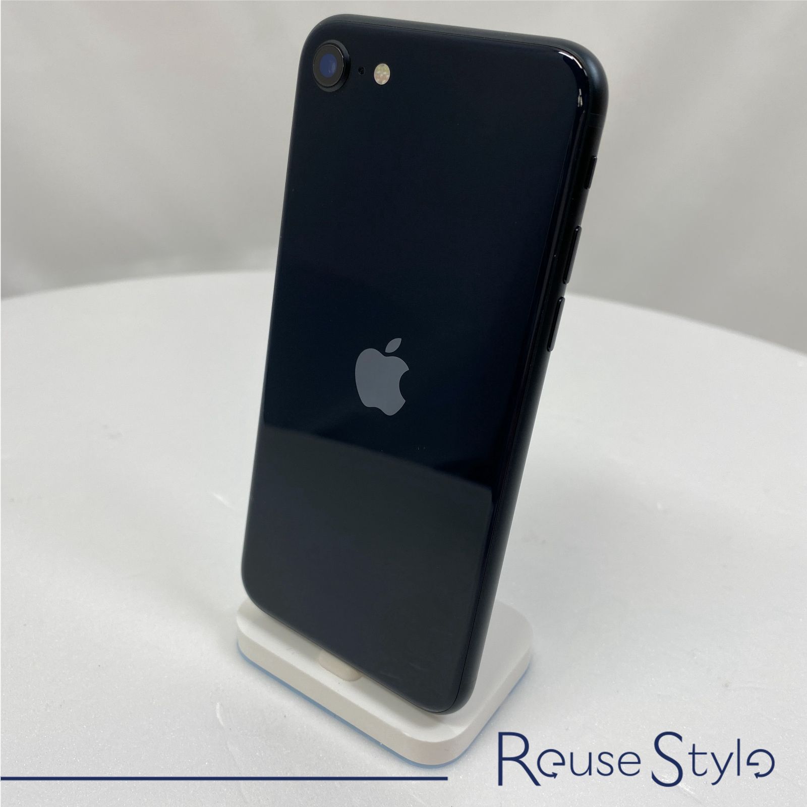 Apple iPhone SE 第3世代 64GB ミッドナイト SIMロック解除済み A 