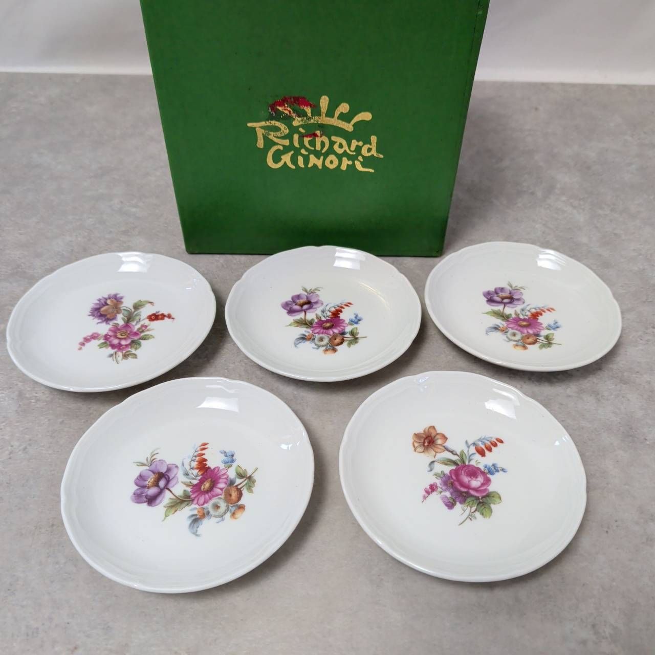 ビンテージ品★Ginori　リチャードジノリ スイートピー 花柄皿 3枚セット リチャードジノリ 豆皿 5枚 小花柄 - メルカリ