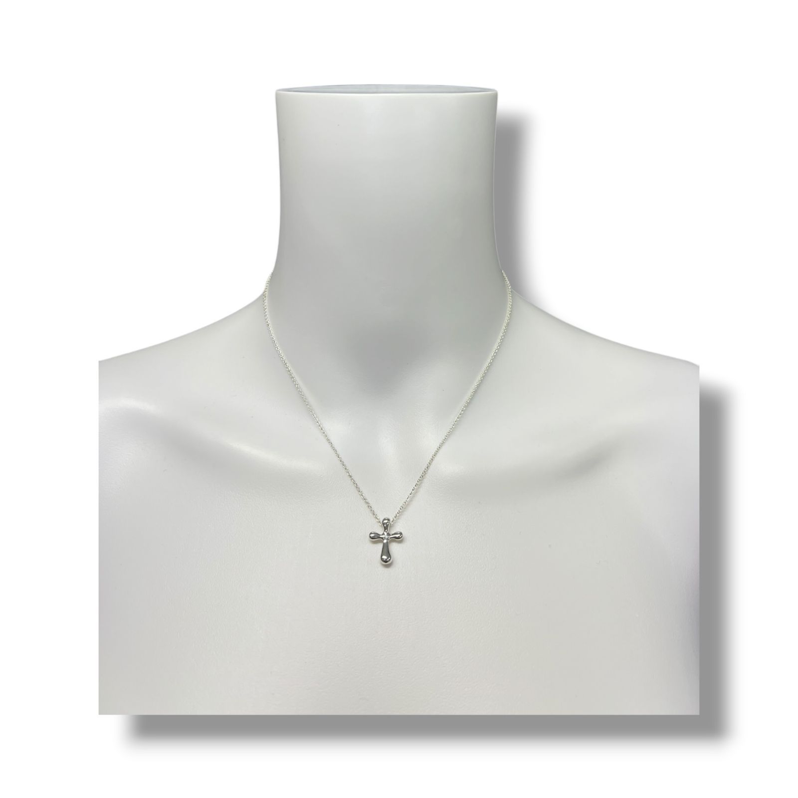 Tiffany & Co. エルサ・ペレッティ™ ティアドロップクロスペンダント