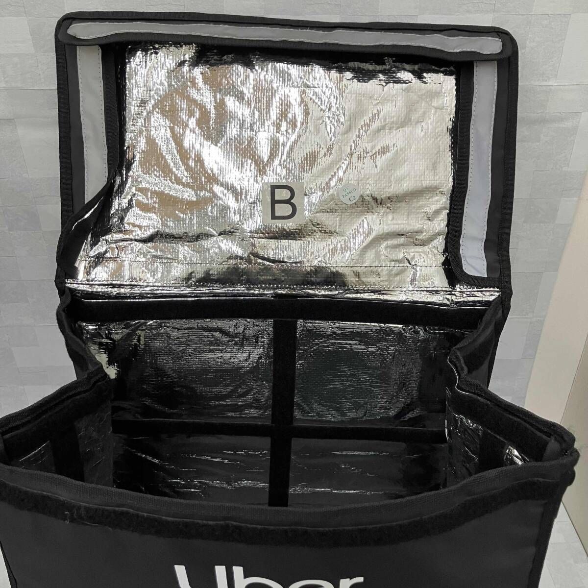 Uber Eats ウーバーイーツ ロゴ入り 配達バッグ ブラック 保温 保冷 