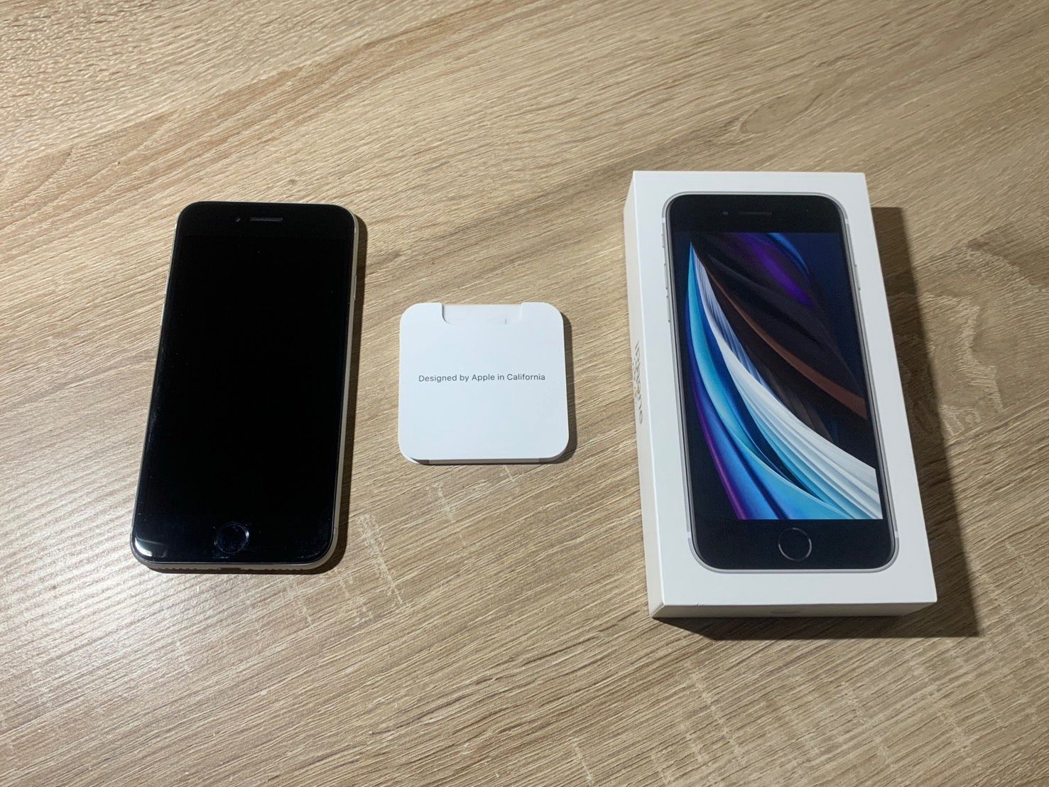 Apple iPhone SE第二世代128GBホワイト ジャンク品 iPhone se2