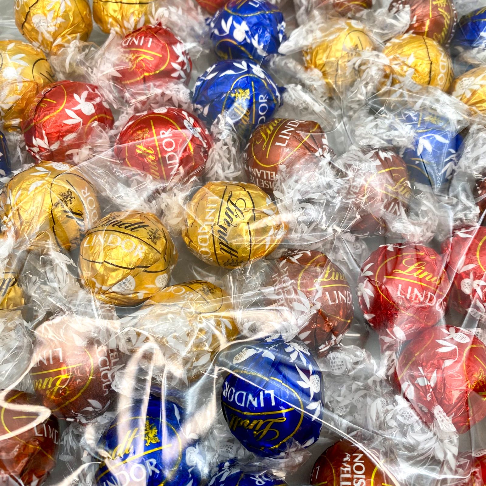 リンツ リンドール ゴールドアソート 600g チョコレート詰め合わせ 
