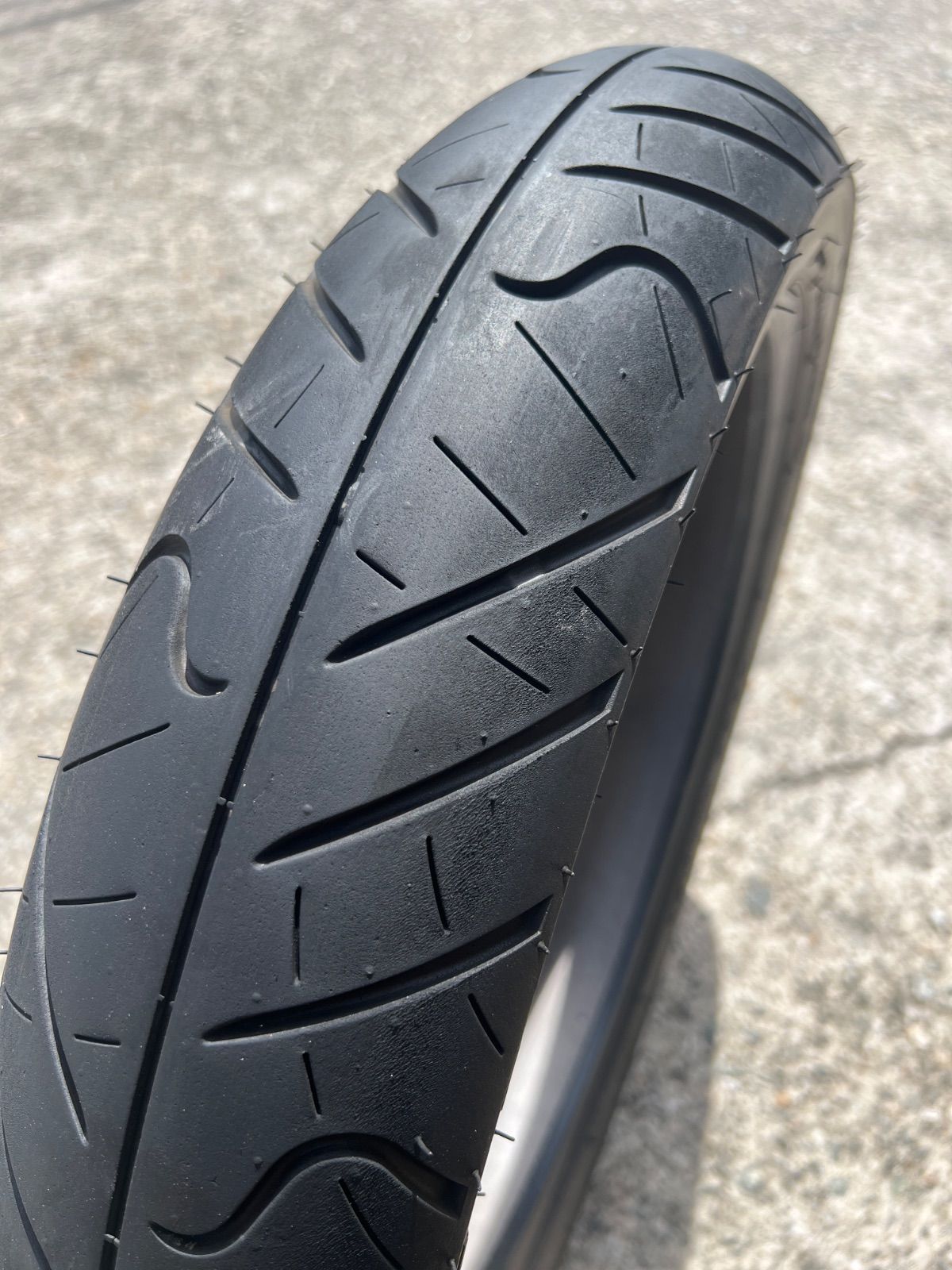 IRC RX-01 ( 中古 / ７〜８分山 ) 前後セット ＊洗浄済 IRC RX-01 前後交換 110/80-17 140/70-17 465 - メルカリ