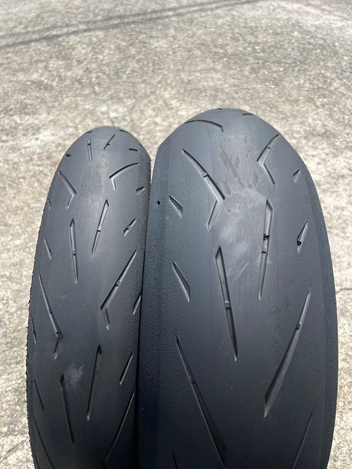 ピレリ ロッソコルサ2 前後セット 120/70ZR17 180/55ZR17 466 - メルカリ
