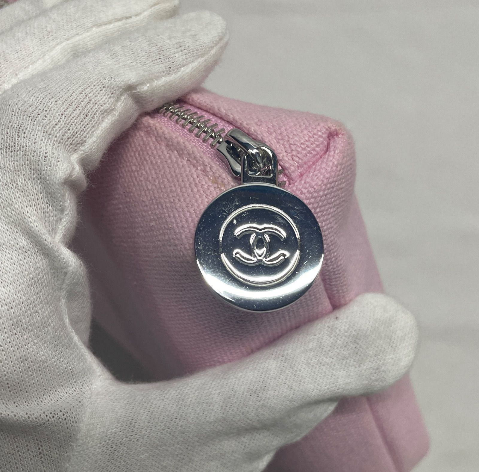 ◇ CHANEL ノベルティ ポーチ 【使用感あり】【！箱なし/ポーチのみ