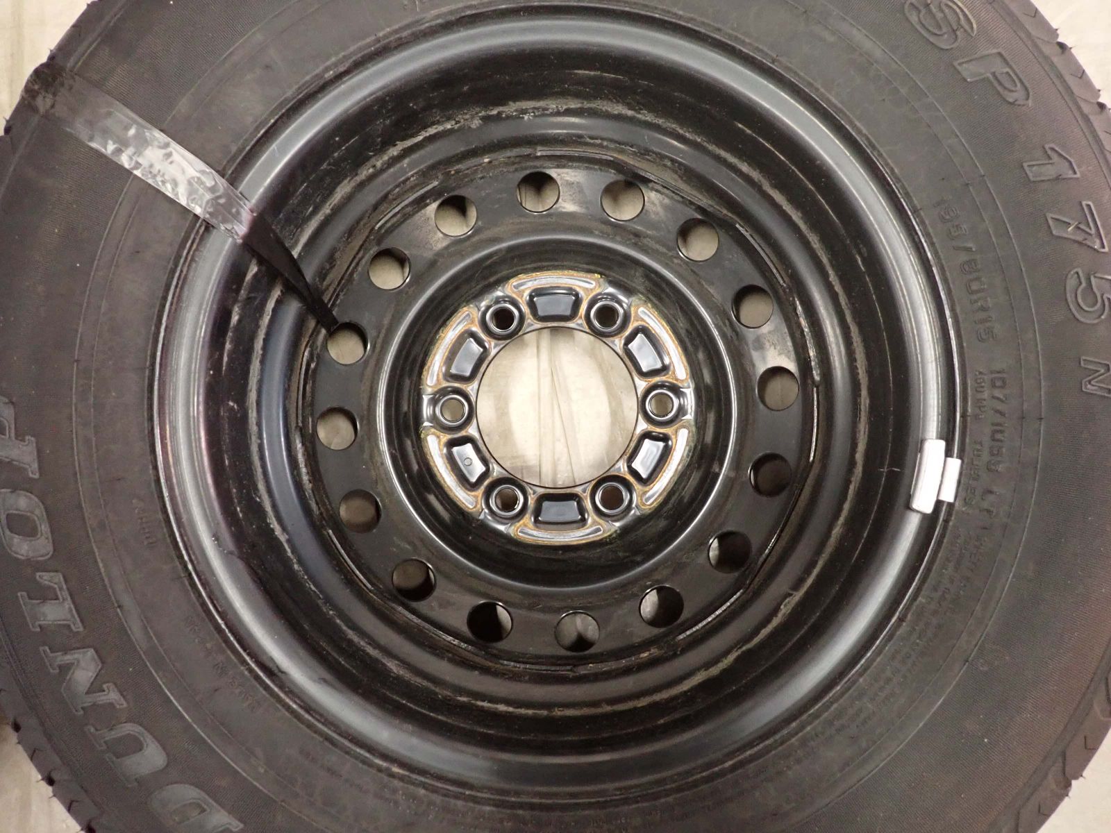 ハイエース純正タイヤ×ホイール　ダンロップ (SP175N) 195/80R/15 107/105N LT (2022年6月製) DUNLOP（ダンロップ） 送料無料 200系 ハイエース 純正 新車外し