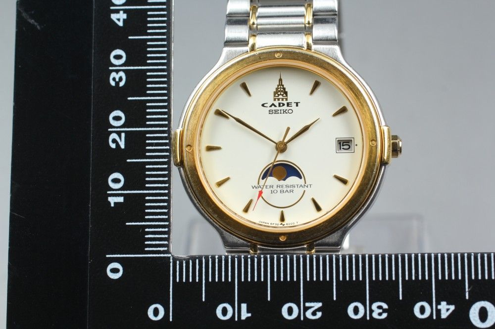 美品 1990年製 SEIKO セイコー CADET ムーンフェイズ メンズ 稼働品】SEIKO カデット 6F32-6000 ムーンフェイズ クオーツ メンズ