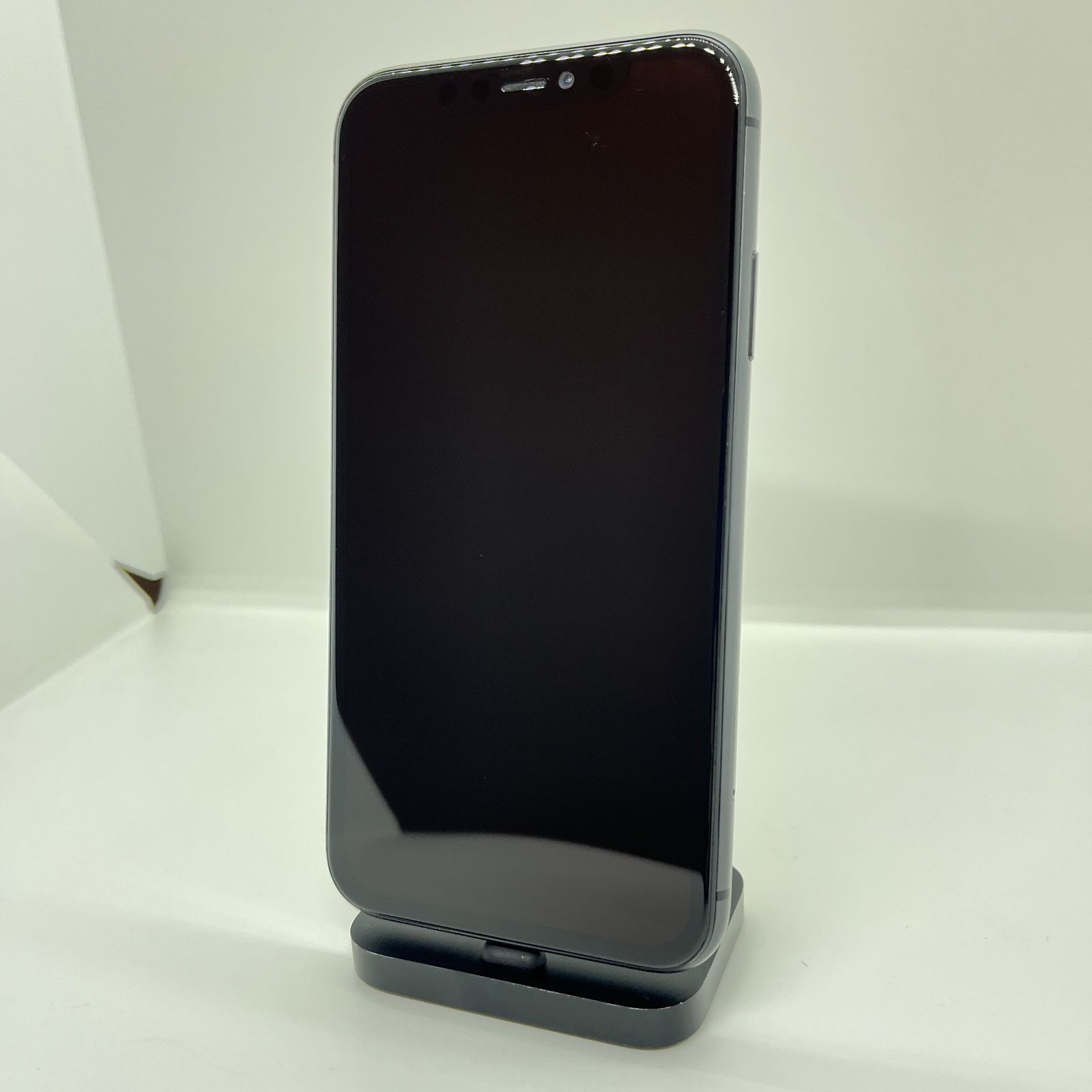 iPhone11 64GB ブラック【Bランク】SIMロック解除済 - メルカリ