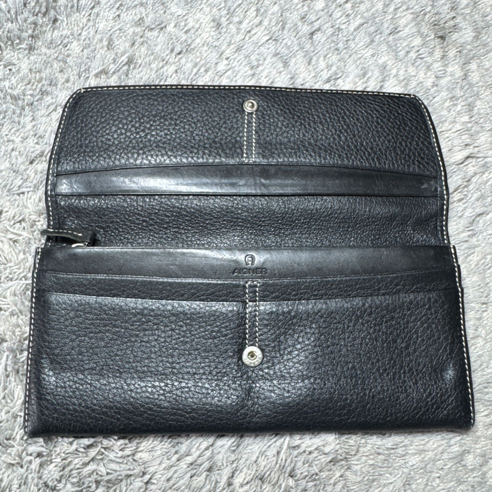 AIGNER アイグナー 長財布 フラップ式 レザー ブラック - メルカリ