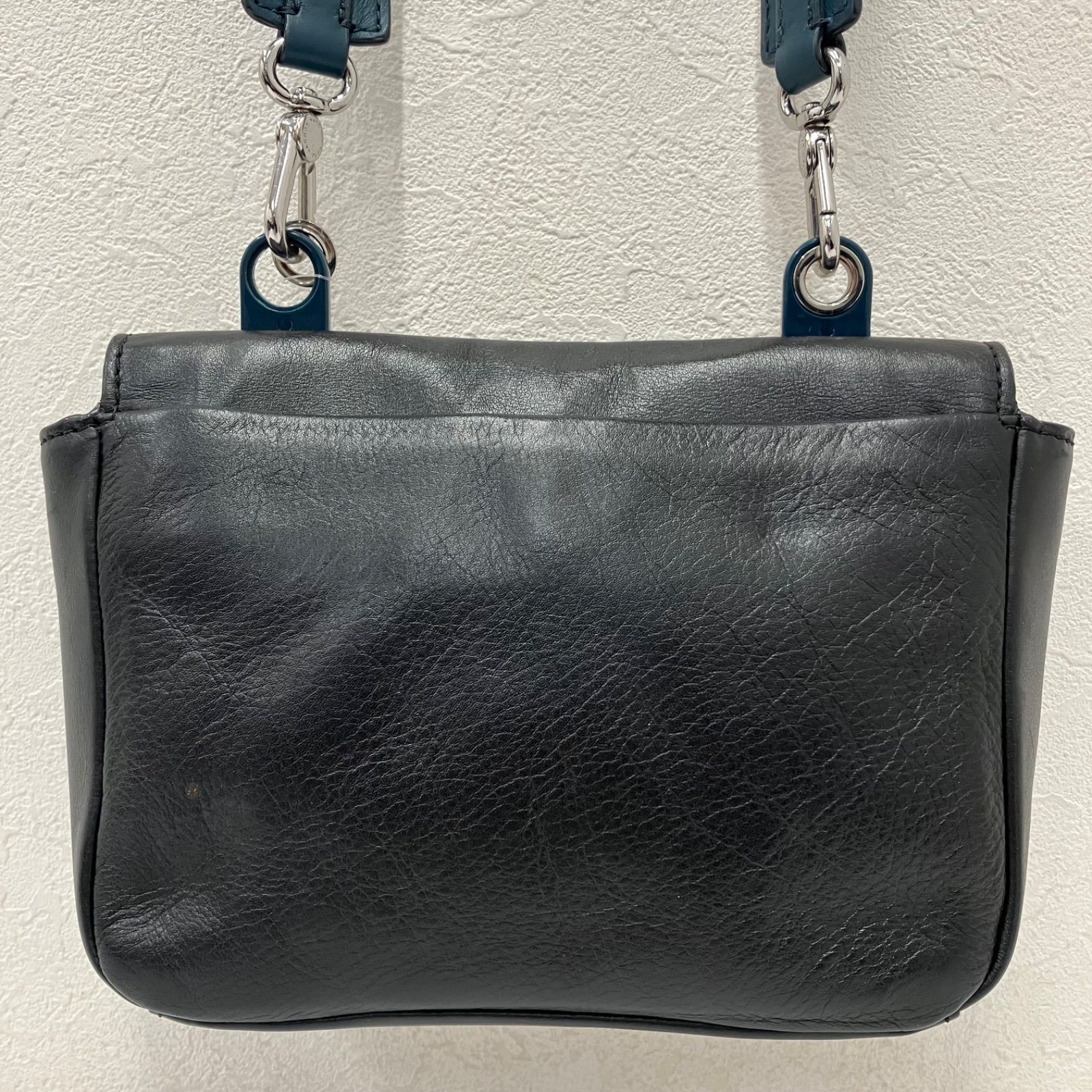 Marc by Marc Jacobs　肩掛け　レザー　ブラック Marc Jacobs Drifter Swing Pack | Nordstromrack