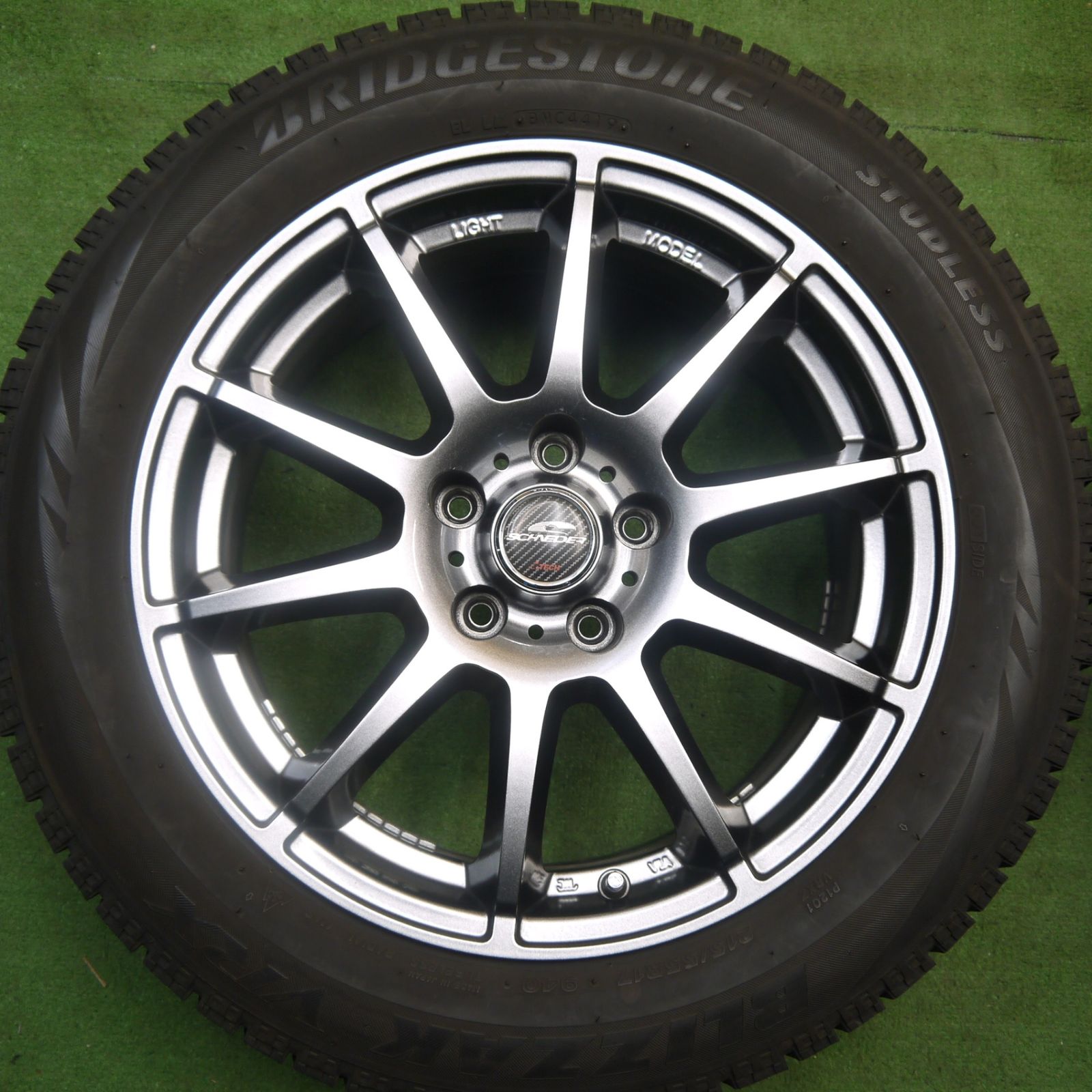 キレイ☆スタッドレス 215/55R17 ブリヂストン ブリザック VRX 