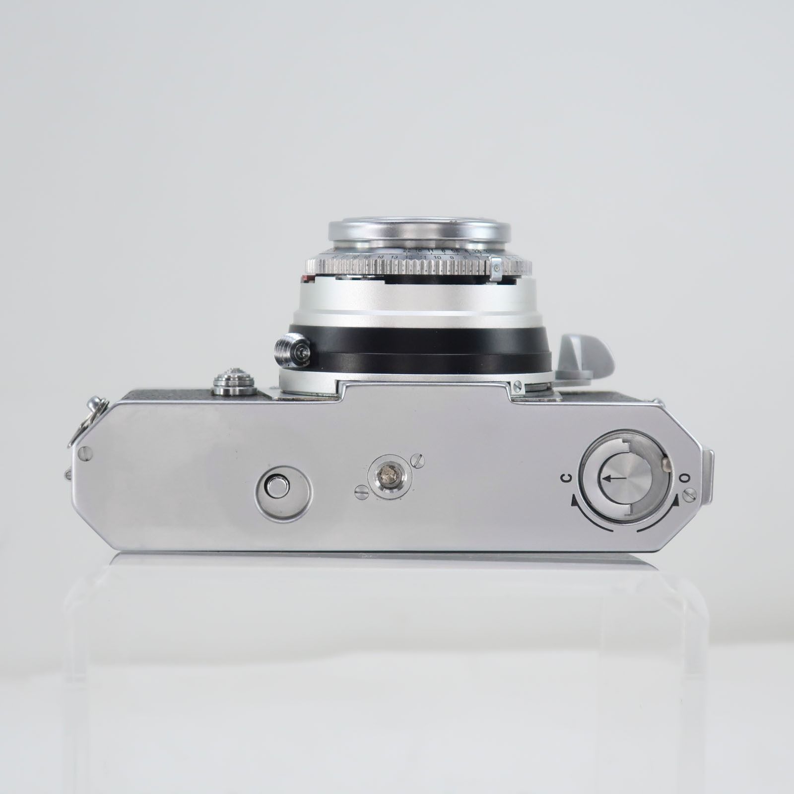 【美品】コニカ KONICA III Hexanon 48mm f2 Konika】コニカ konicaⅢ Hexanon 48mm F2 _ フィルムカメラ - メルカリ