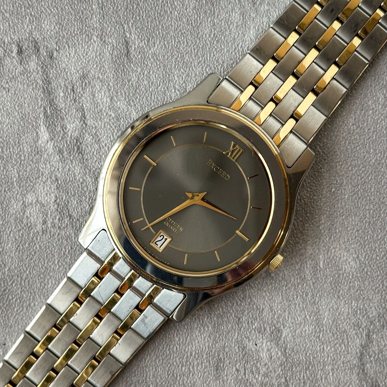 CITIZEN EXCEED クオーツ メンズ腕時計 コンビ ゴールド シルバー