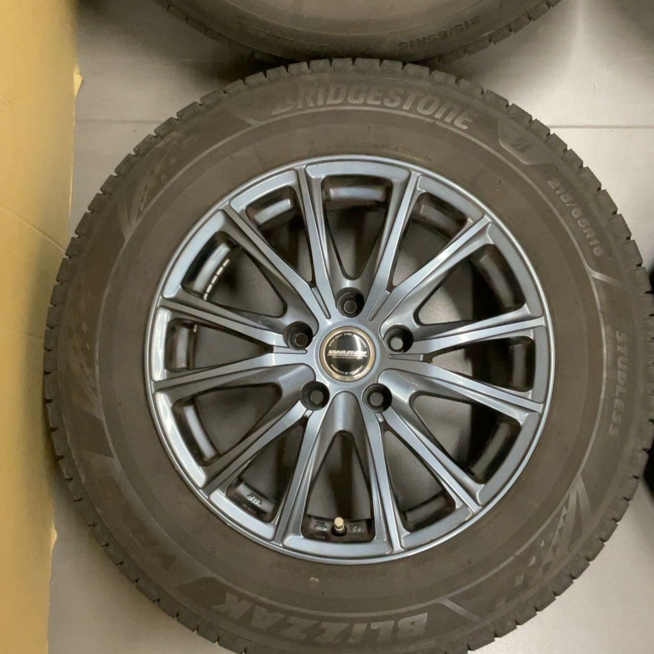 WAREN16×6.5J 5穴 +38 PCD114.3 & BRIDGESTONE（ブリヂストン）VRX3 