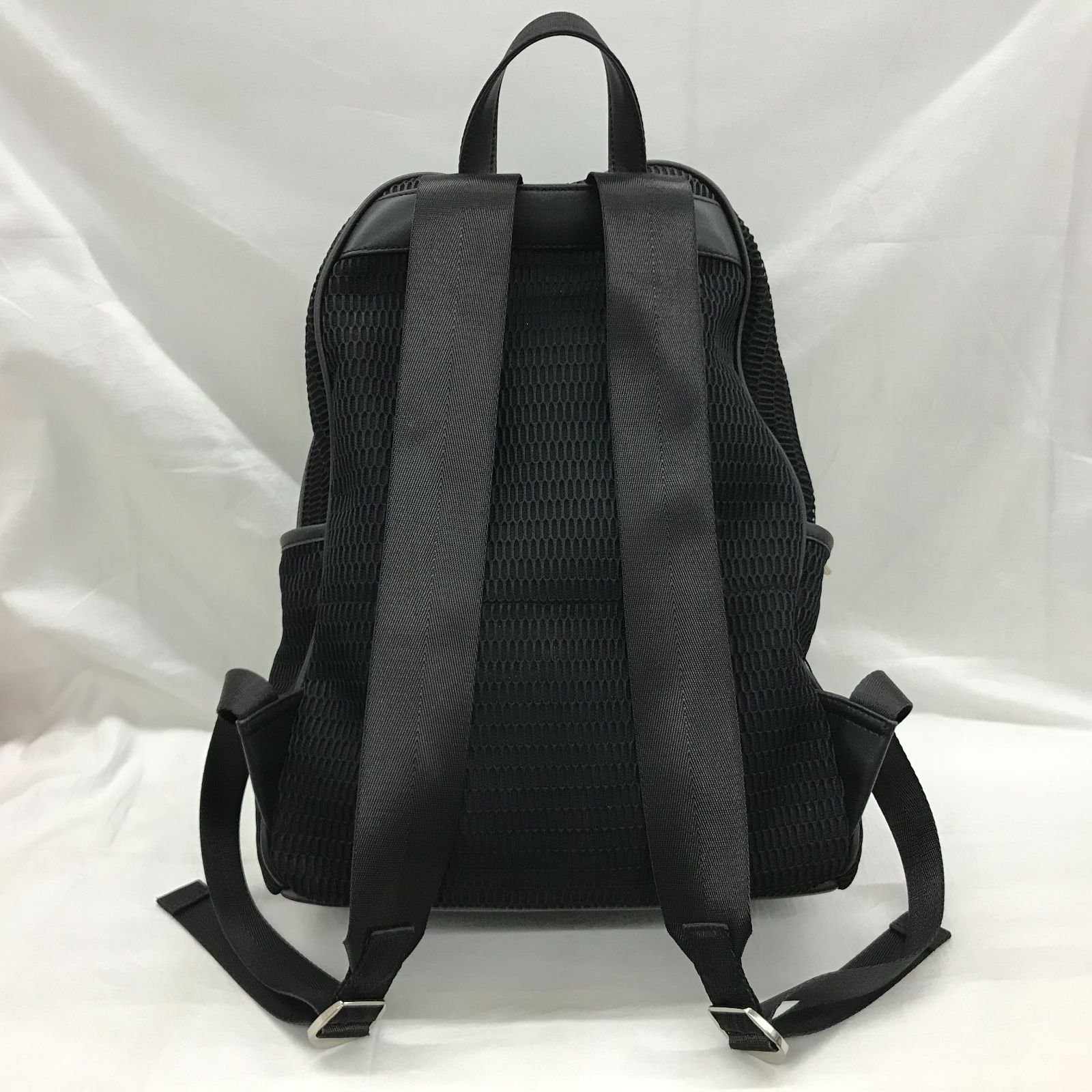 現状渡し】q bag paris キューバッグ ネスト ルーブル 