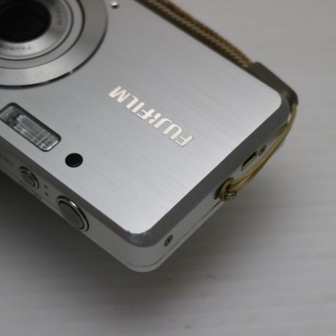 美品 動作確認済 FUJIFILM FinePix J10 デジカメ シルバー 完動品】FUJIFILM FinePix J10 コンデジ シルバー 動作確認 - メルカリ