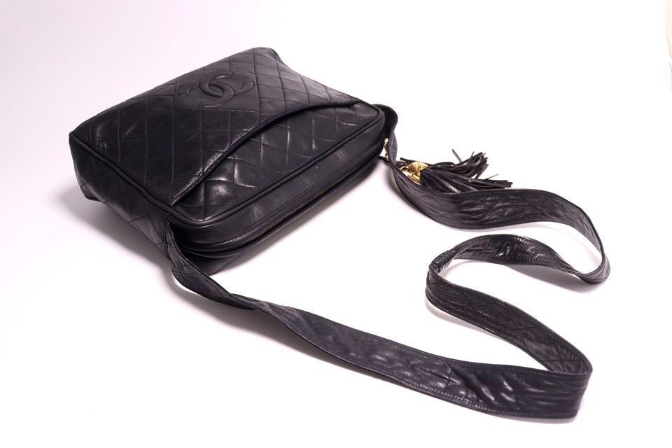 □CHANEL 1番台 マトラッセ フリンジ GD金具 レザー ショルダーバッグ