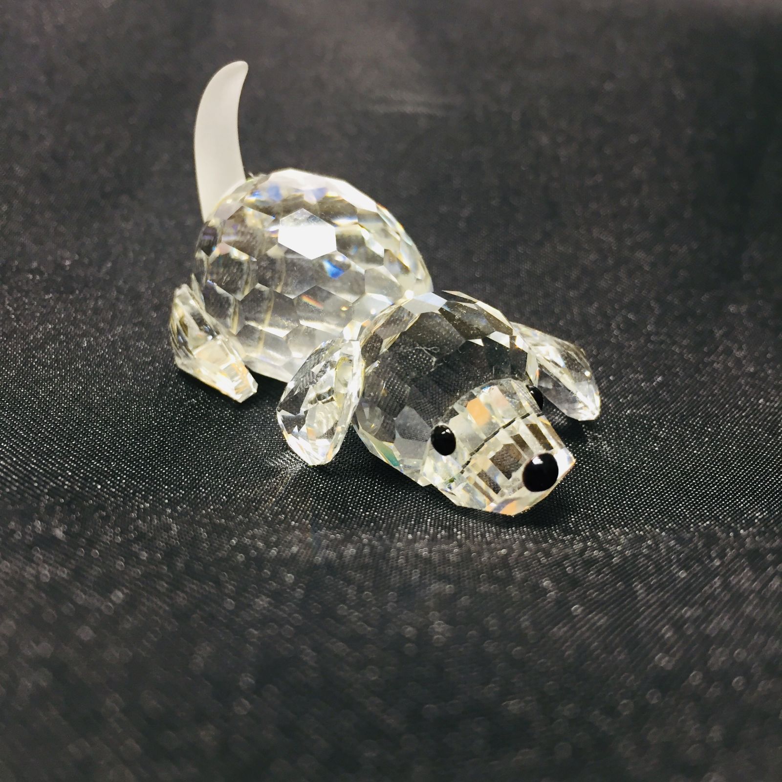Swarovski スワロフスキー 伏せビーグル 犬 置き物 クリスタル Swarovski スワロフスキー 伏せビーグル 犬 置き物 クリスタル 【公式