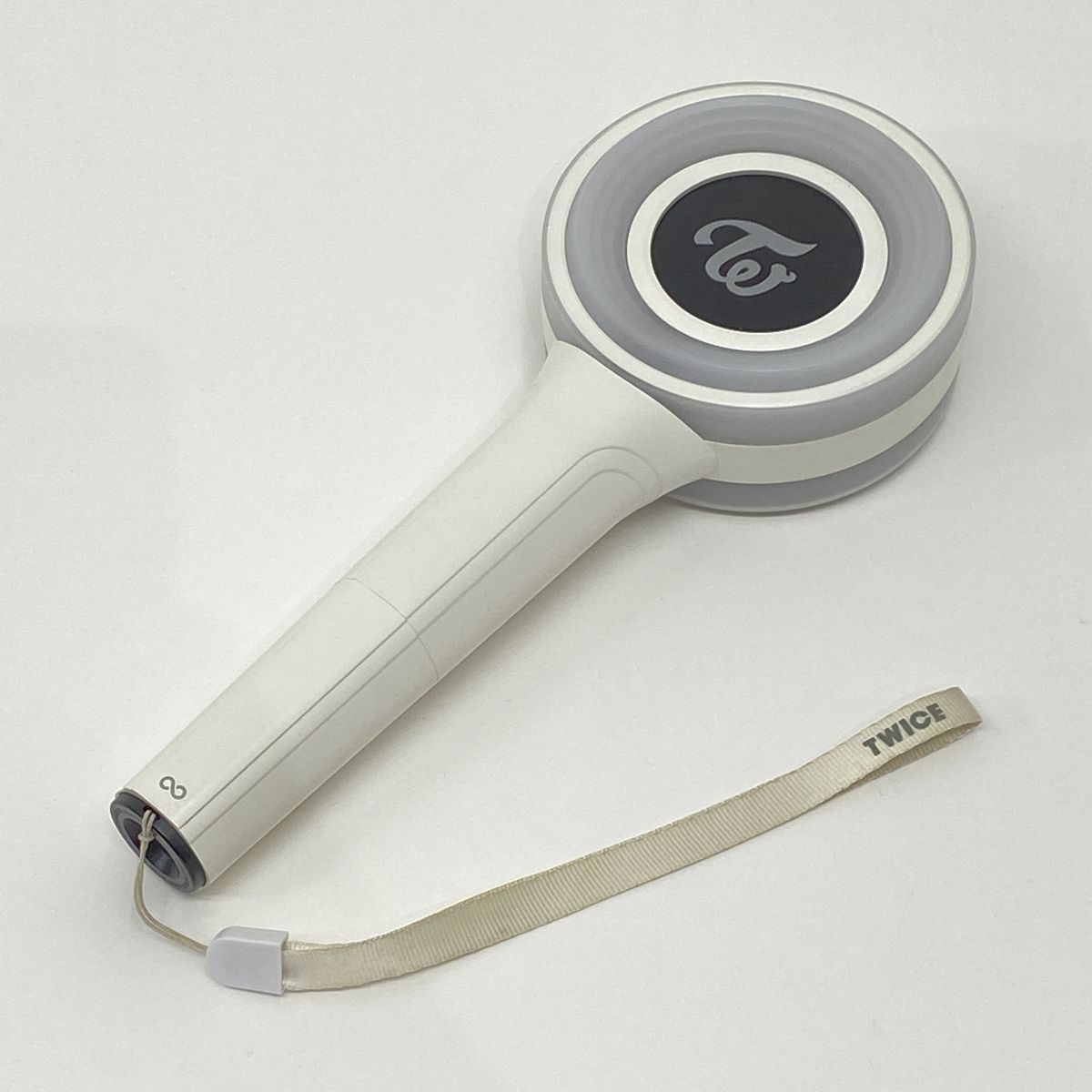 TWICE OFFICIAL LIGHT STICK CANDYBONG ∞ ペンライト ※中古 - メルカリ