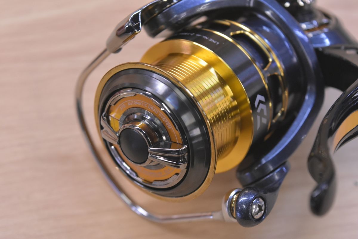 ダイワ 16 プレイソ 2000H-LBD スピニングリール DAIWA PLAISO レバー