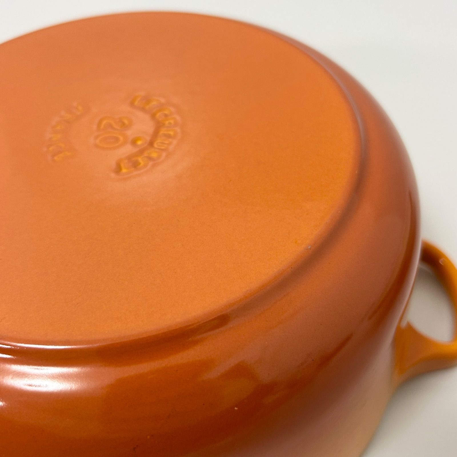 希少色 LE CREUSET ルクルーゼ 20cm マロニエ ココットロンド 両手鍋
