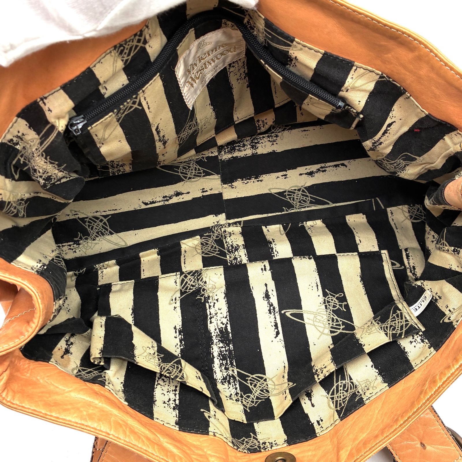 Vivienne Westwood ヴィヴィアンウエストウッド アコード トートバッグ