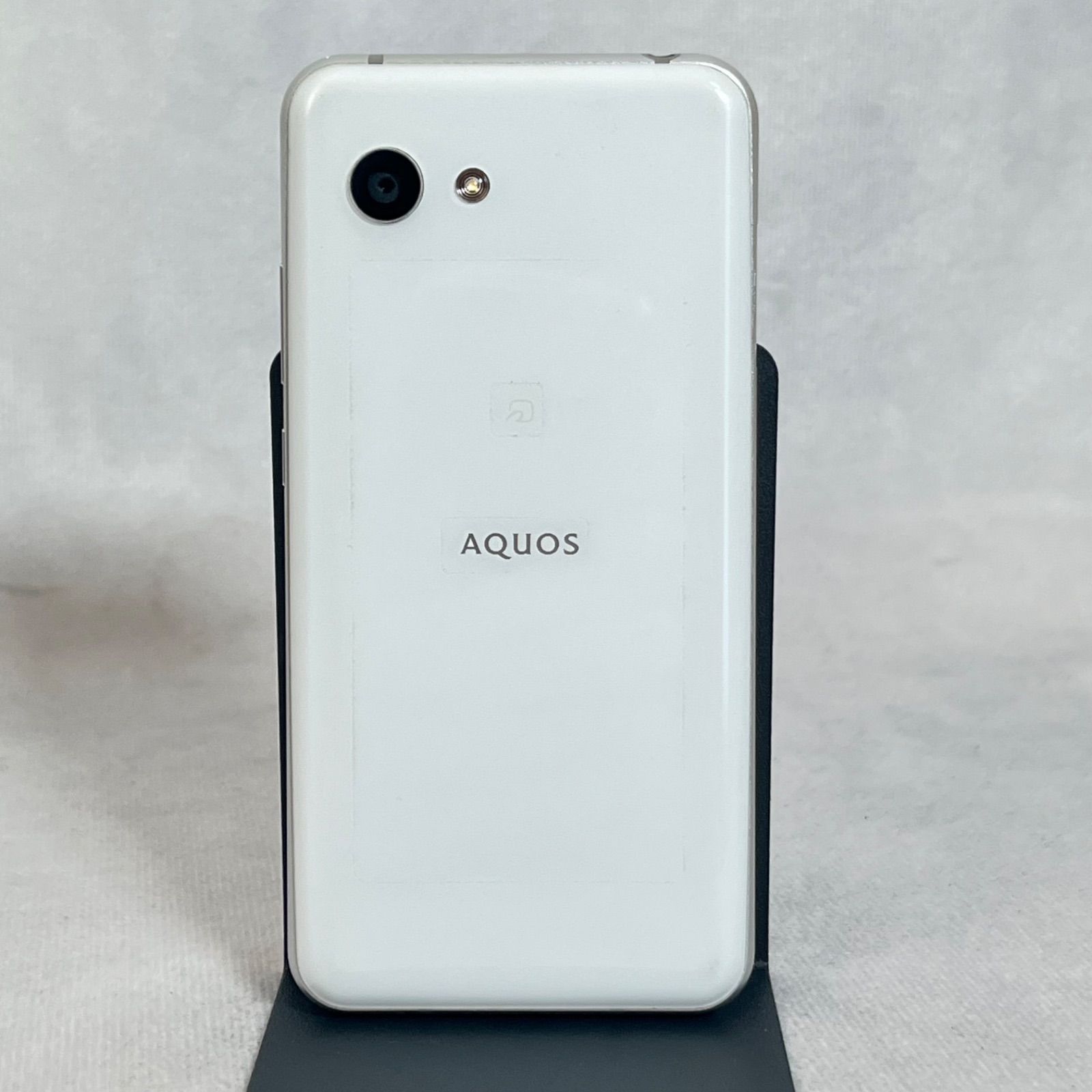 中古】AQUOS R2 compact SH-M09 白 SIMフリー - メルカリ