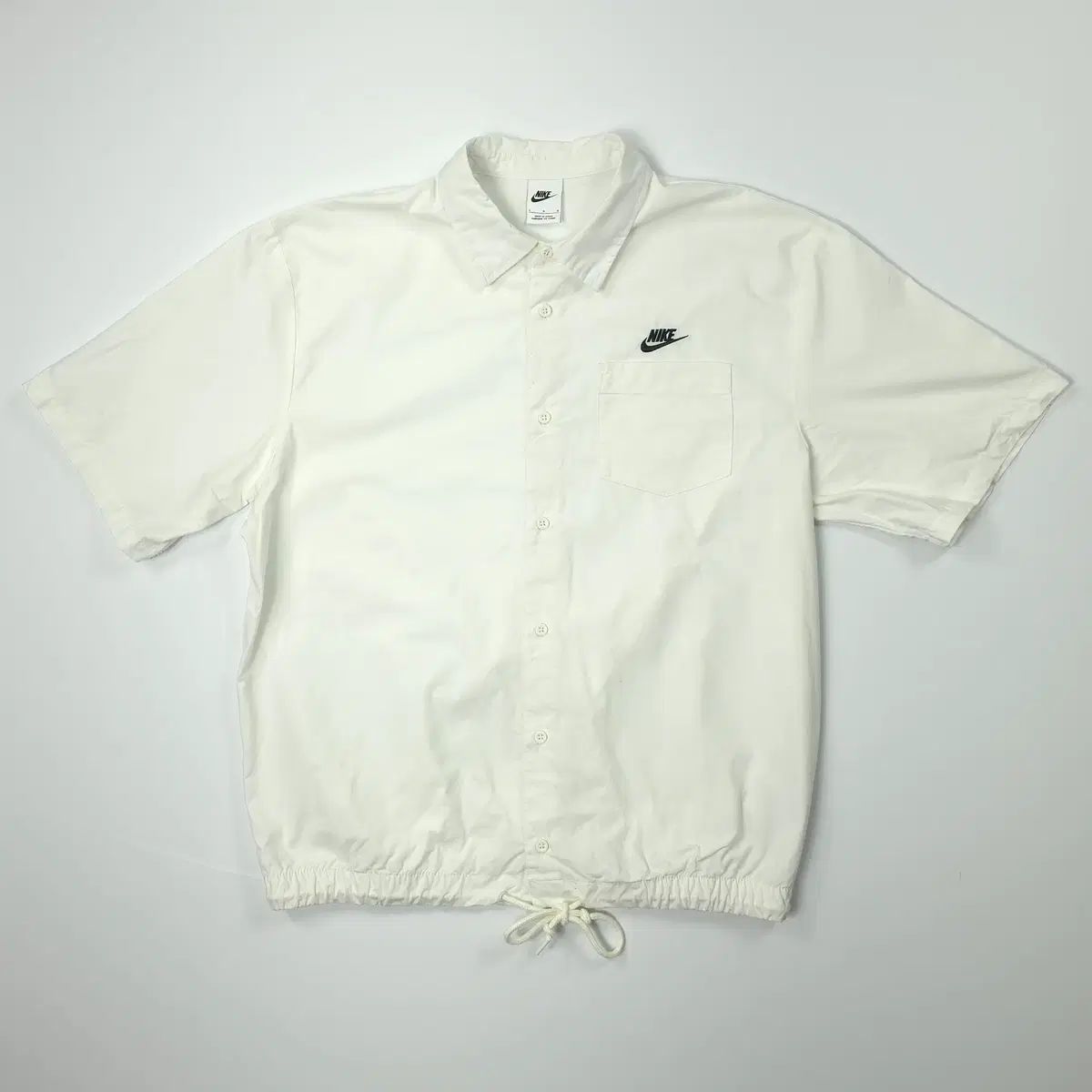 長袖シャツ ナイキ Oxford ボタンアップ 半袖シャツ 白 (L)
