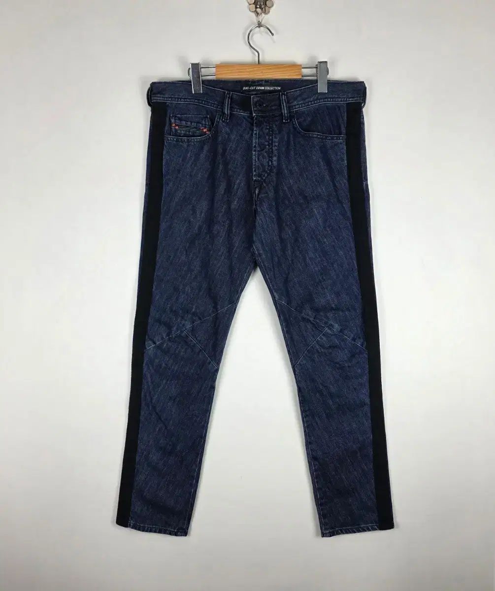 DIESEL - メルカリ DENIM デニムパンツ COLLECTION BIAS-CUT 