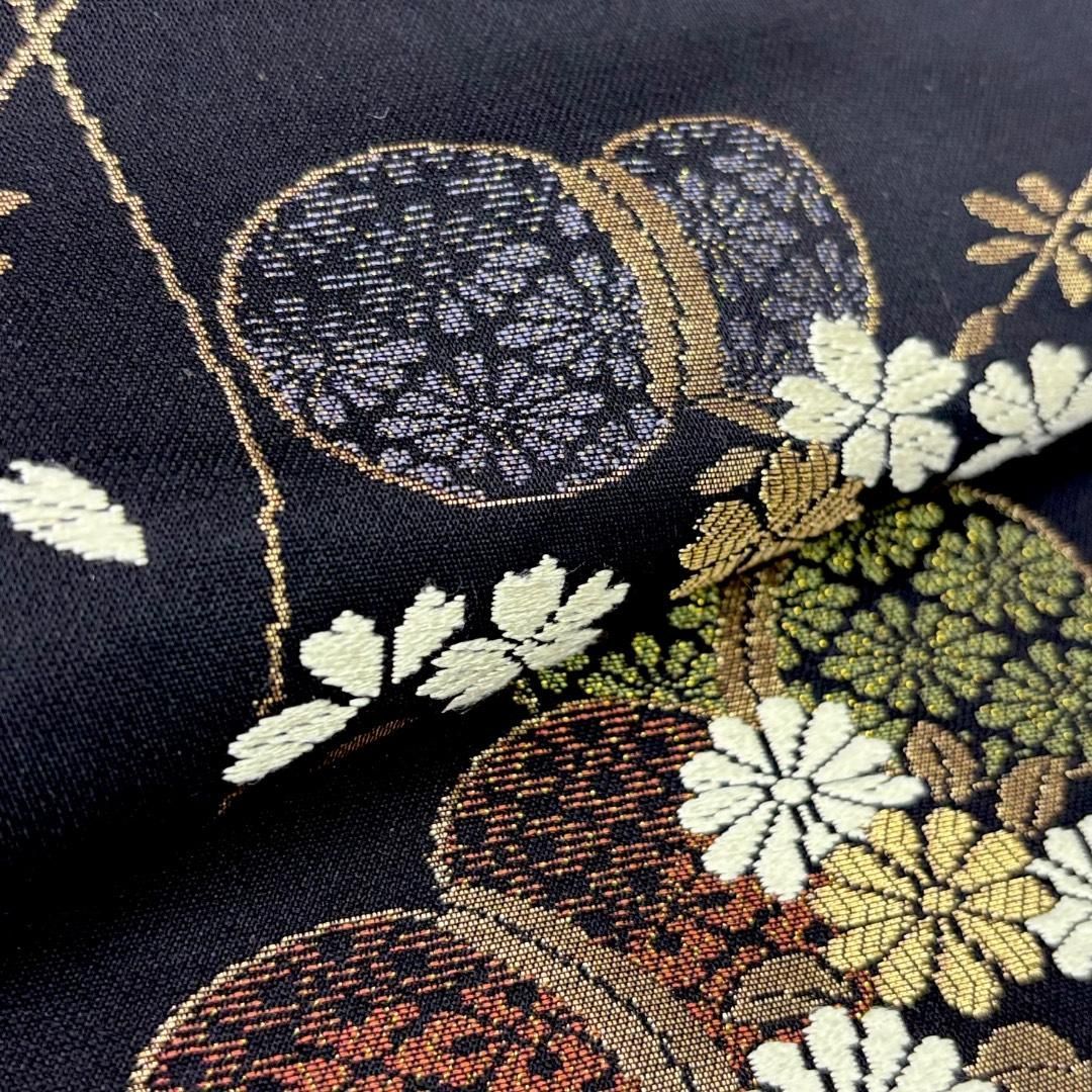名古屋帯 瓢箪に花模様 金糸 黒色 O-6206 名古屋帯 瓢箪に花模様 金糸 黒色 O-6206 - メルカリ