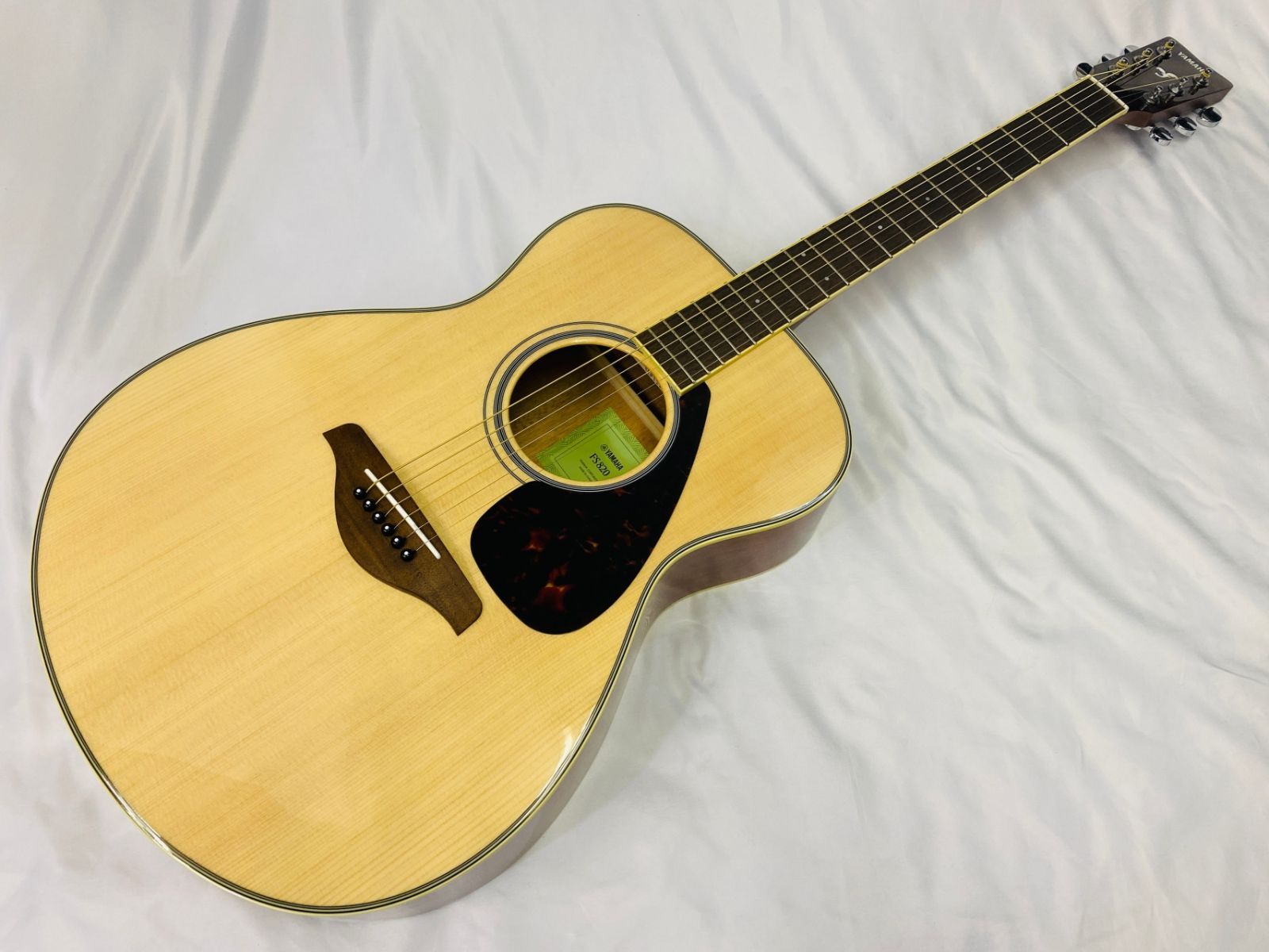 【極美品】 YAMAHA FS820 アコースティックギター 動作確認済み 極美品！YAMAHA FS820 アコースティックギター 極美品] YAMAHA FS820