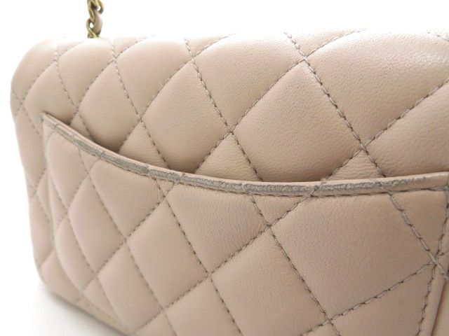 CHANEL シャネル ミニマトラッセ18 AS5219 ショルダーバッグ
 ラムスキン ピンクベージュ レディース【中古】【473】 CHANEL シャネル ミニマトラッセ18 ゴールド金具 AS5219 ショルダー