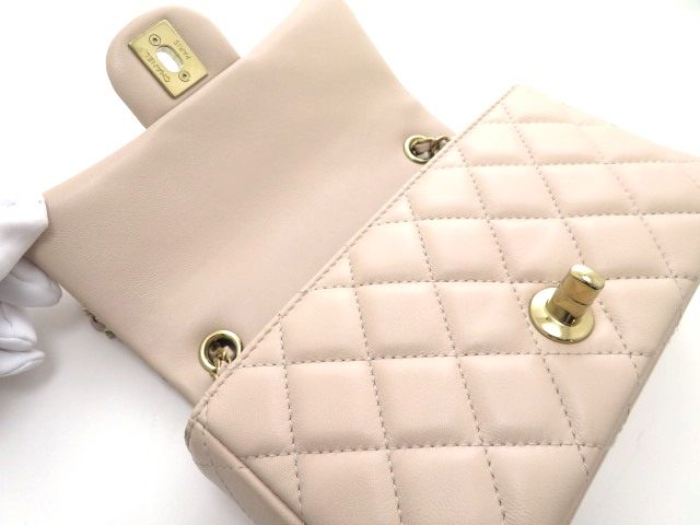 CHANEL シャネル ミニマトラッセ18 AS5219 ショルダーバッグ
 ラムスキン ピンクベージュ レディース【中古】【473】 シャネル(CHANEL)シャネル マトラッセ ミニ ショルダーバッグ バッグ