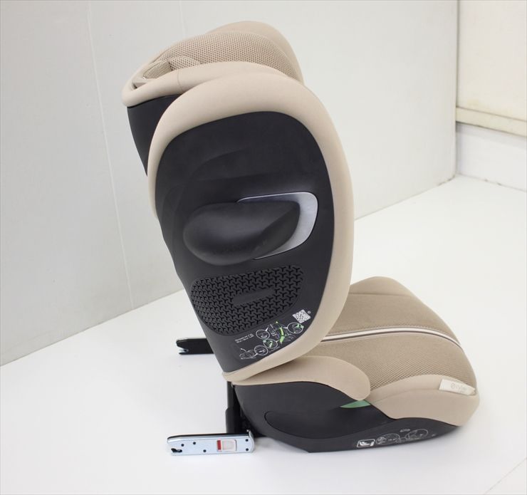 サイベックス　ソリューションg2 アーモンドベージュ　ジュニアシート cybex サイベックス ソリューションG2 / アーモンドベージュプラス