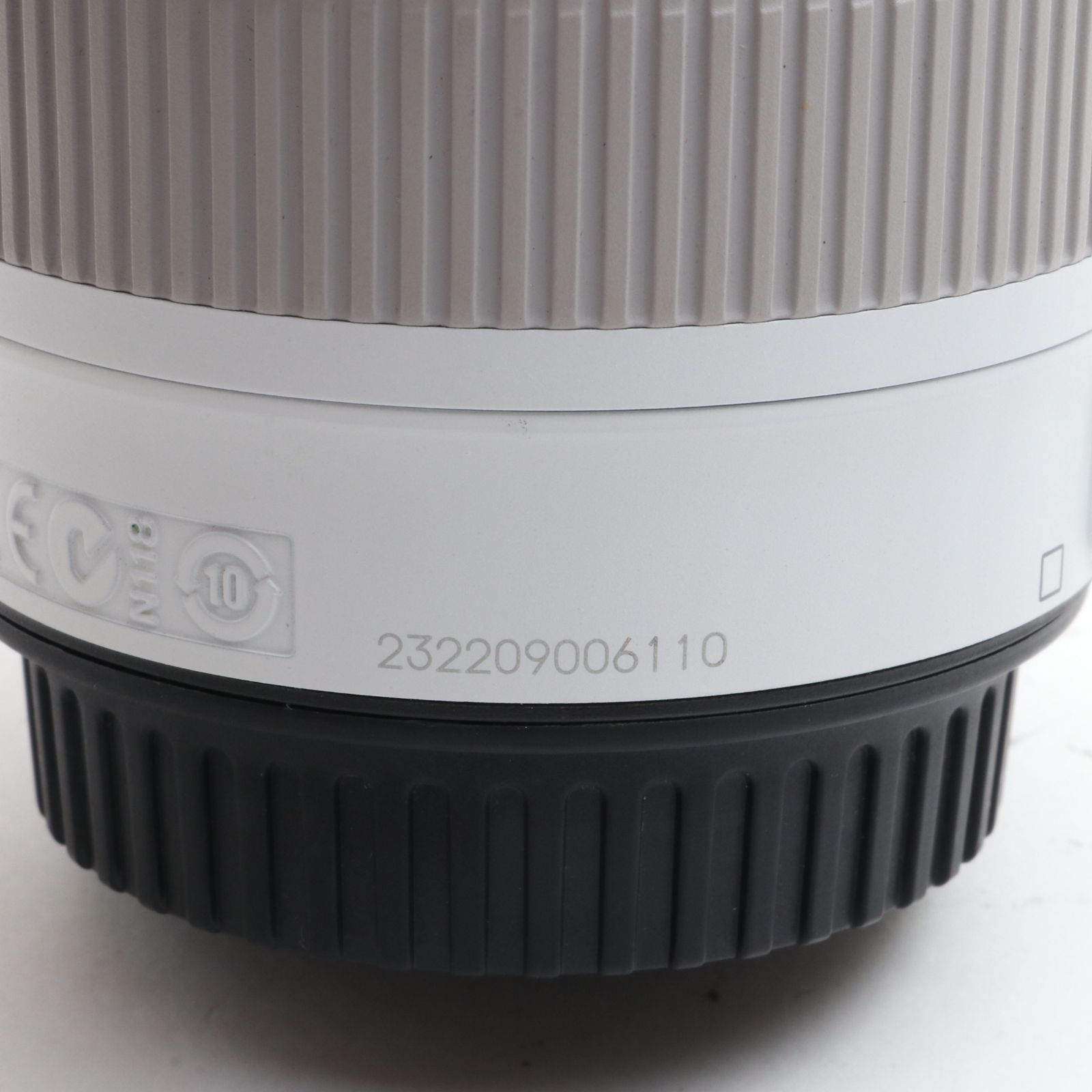 Canon EF-S 18-55mm F3.5-5.6 IS STM ホワイト 〔キヤノン EF マウント 
