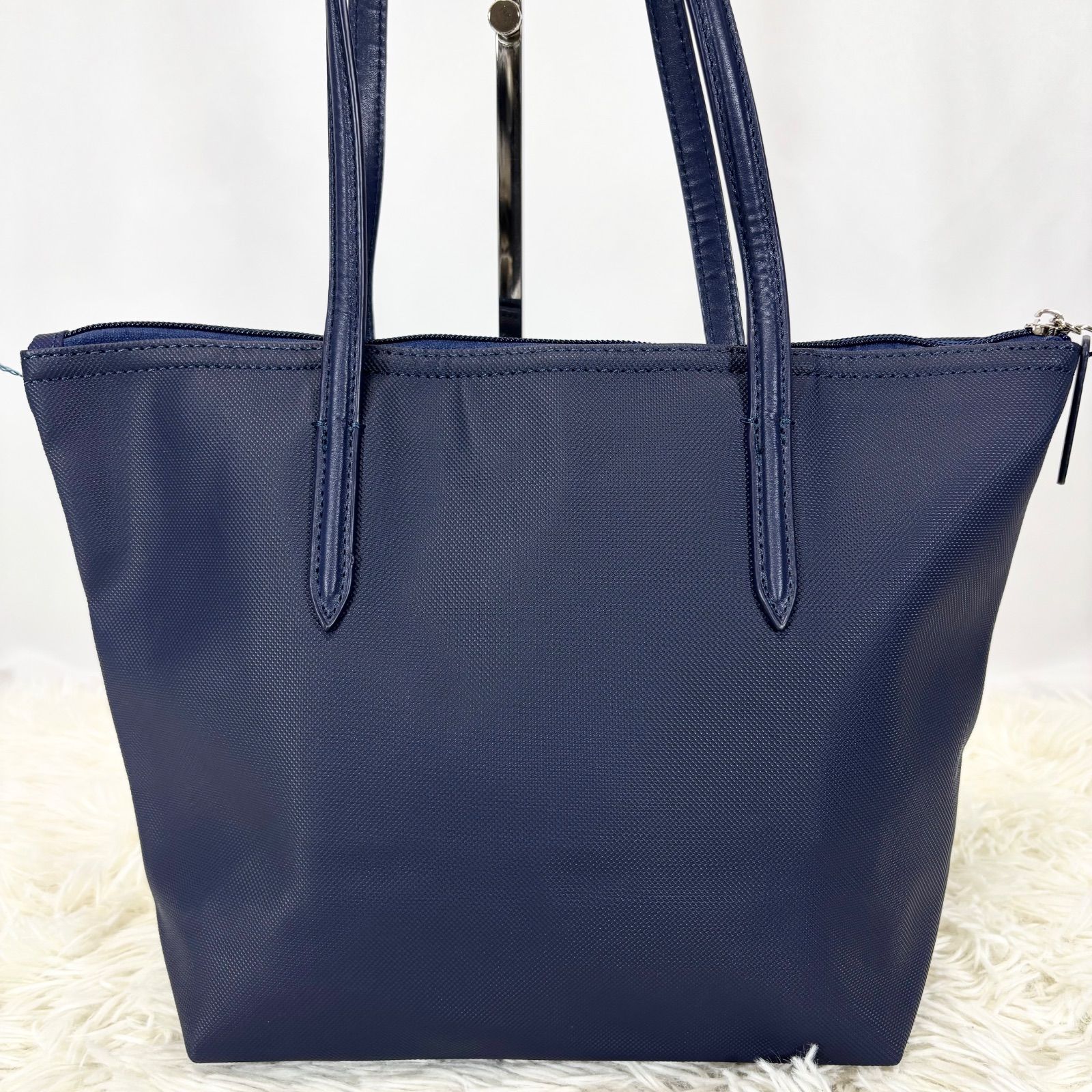【新品・未使用】 ラコステ　レザートートバッグ 未使用級】ラコステ LACOSTE トートバッグ A4サイズ対応 大容量 手持ち
